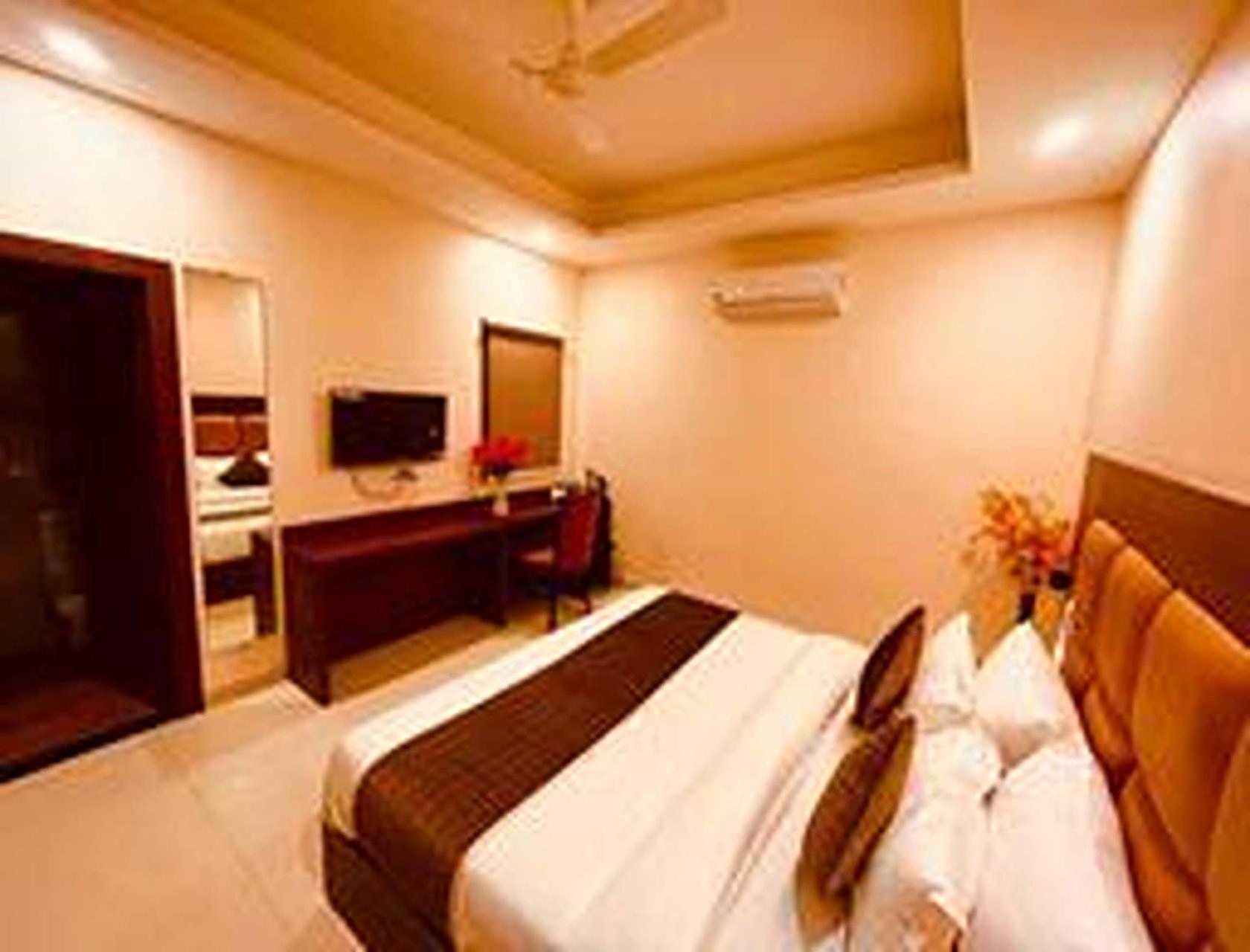 Hotel O Tp Suites Nové Dillí Exteriér fotografie