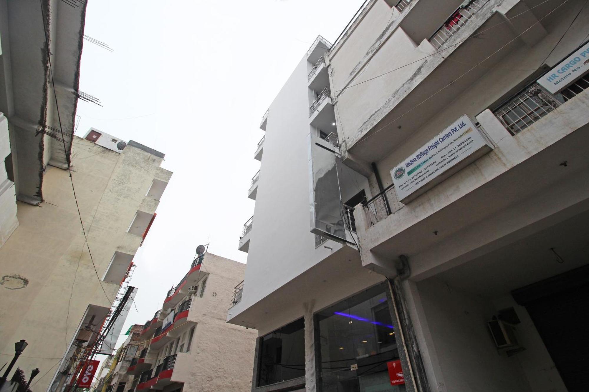 Hotel O Tp Suites Nové Dillí Exteriér fotografie