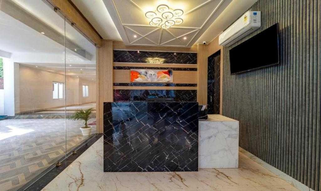 Hotel O Tp Suites Nové Dillí Exteriér fotografie