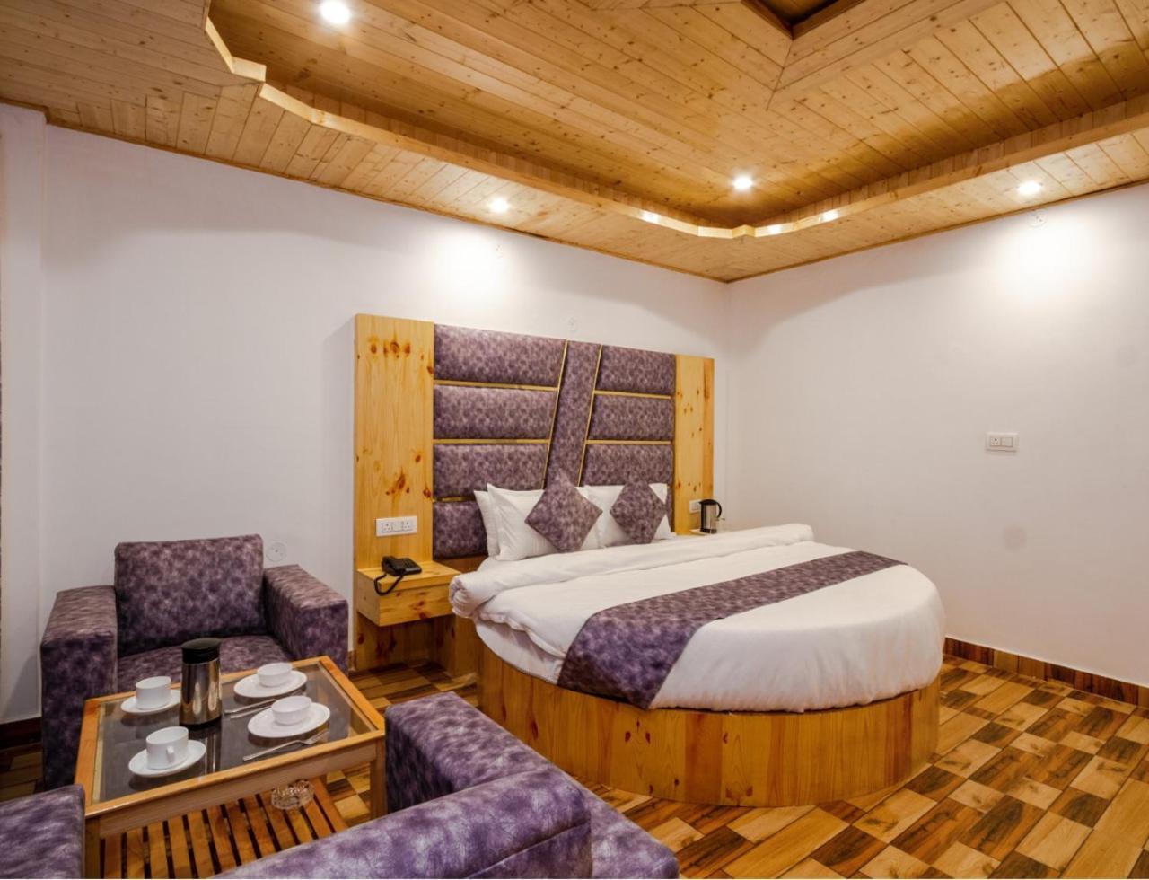 Hotel O Tp Suites Nové Dillí Exteriér fotografie
