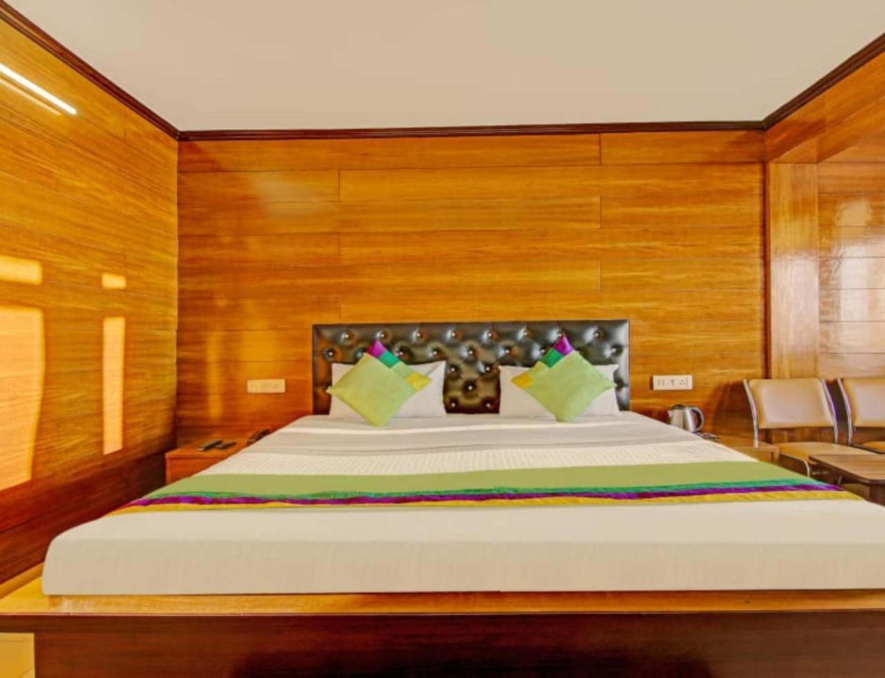 Hotel O Tp Suites Nové Dillí Exteriér fotografie